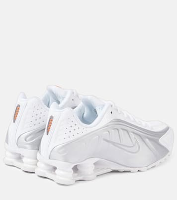 Shox R4 sneakers | Nike