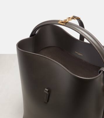 Le 37 Cassandre leather bucket bag | Saint Laurent
