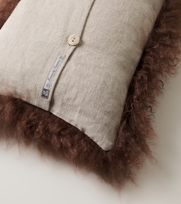Shearling and linen cushion | Maison de Vacances