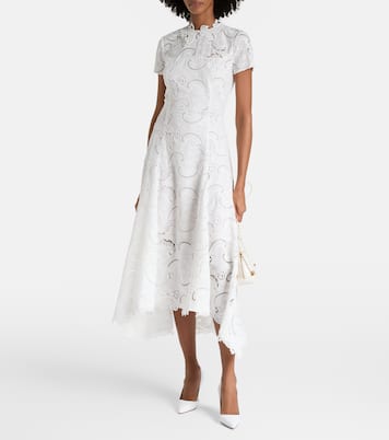 BB 90 leather pumps  | Manolo Blahnik