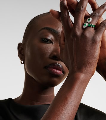 Heart 18kt white gold ring with emeralds and diamonds | Kamyen