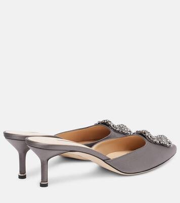 Mules Hangisimu aus Satin mit Kristallen | Manolo Blahnik