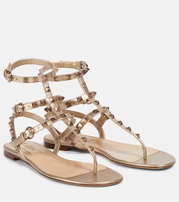Sandalen Rockstud aus Metallic-Leder | Valentino Garavani