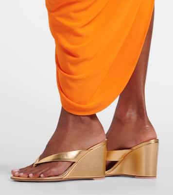 Leather wedge thong sandals | Gianvito Rossi