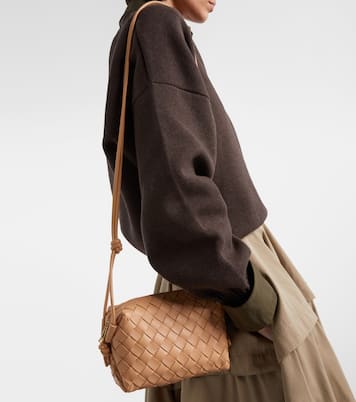 Borsa Loop Mini Camera Bag in pelle | Bottega Veneta