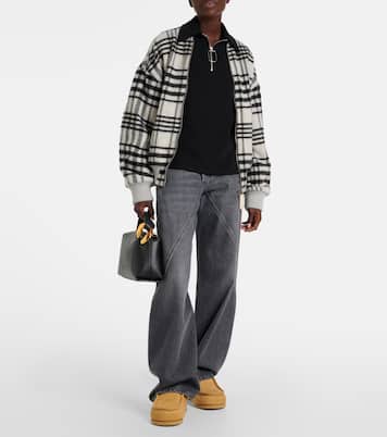 Slippers aus Veloursleder mit Shearling | JW Anderson