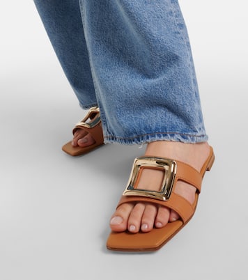 Pantoletten Viv‘ By The Sea aus Leder | Roger Vivier