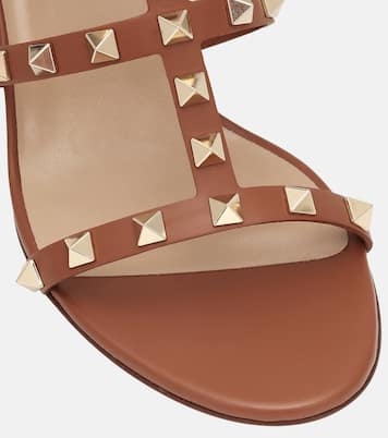 Sandalen Rockstud 65 aus Leder | Valentino Garavani
