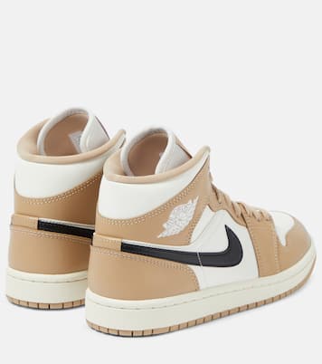 Jordan 1 Mid leather sneakers | Nike