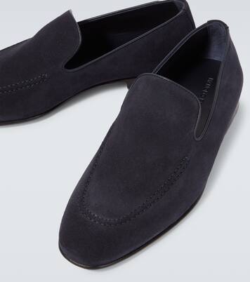 لوفر من الجلد السويدي Truro | Manolo Blahnik