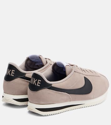 Sneakers Cortez aus Veloursleder | Nike
