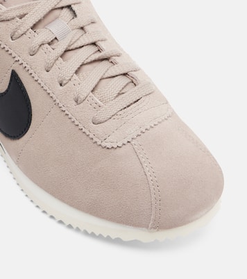Sneakers Cortez aus Veloursleder | Nike