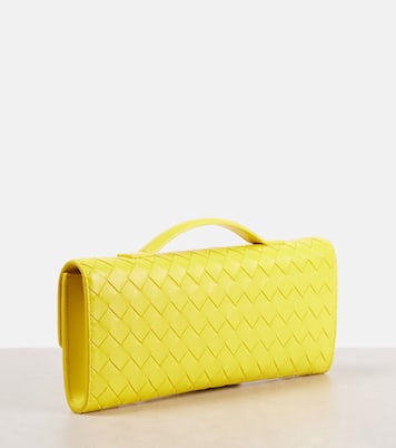 Andiamo Intrecciato leather clutch | Bottega Veneta