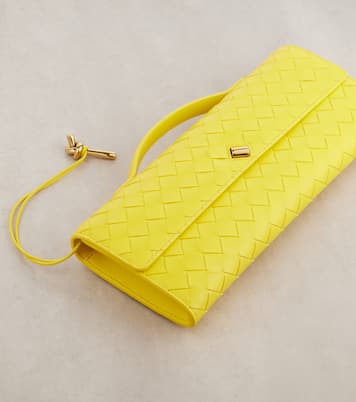 Andiamo Intrecciato leather clutch | Bottega Veneta