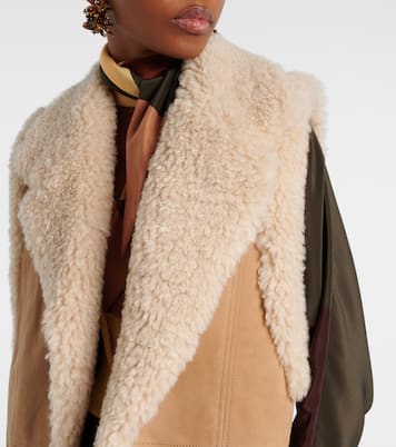 Weste aus Veloursleder  | Johanna Ortiz