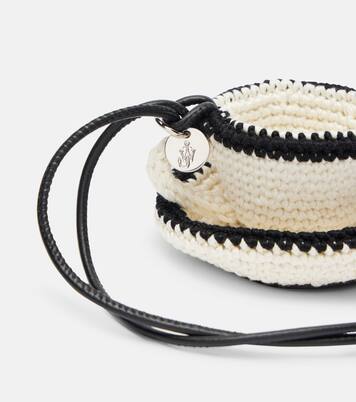 Charm Teacup en crochet | JW Anderson