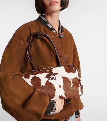 Schultertasche Beau Medium aus Kalbshaar | Miu Miu