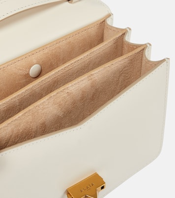 Sac à bandoulière Le Papa Small en cuir | Alaïa
