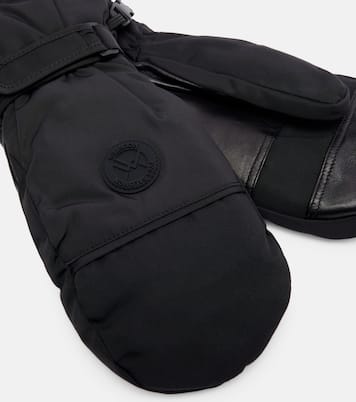 Leather-trimmed mittens | Yves Salomon