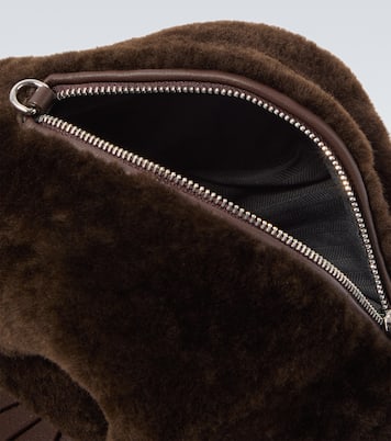 Bolso cruzado Platypus de borrego | Loewe