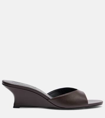 Mules compensées Brigitte en cuir | Staud