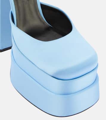 Plateau-Pumps Medusa Aevitas aus Satin | Versace