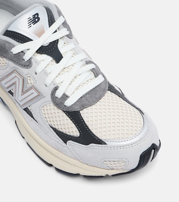Sneakers 2010 aus Leder und Mesh | New Balance