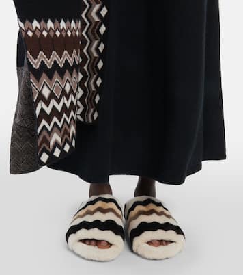 Saam chevron shearling slides | Chloé