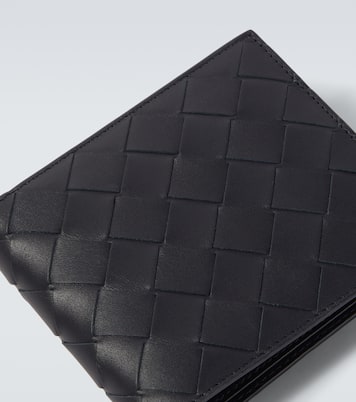 인트레치아토 레더 바이폴드 지갑 | Bottega Veneta