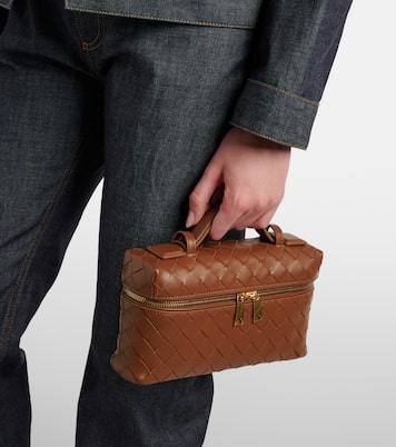 Bang Bang Intrecciato leather vanity bag | Bottega Veneta