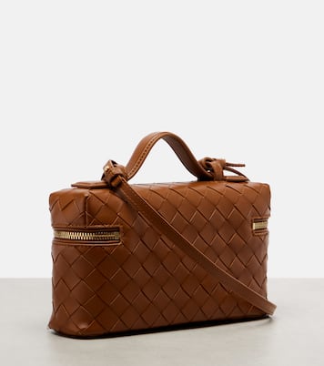Bang Bang Intrecciato leather vanity bag | Bottega Veneta