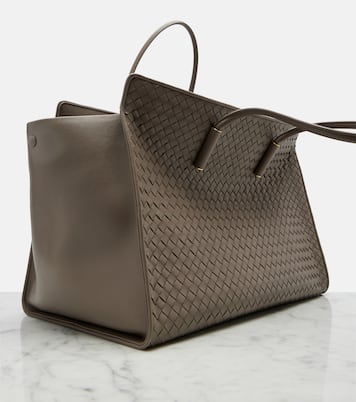 Barbara Medium leather top-handle bag | Bottega Veneta