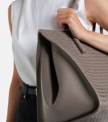 Barbara Medium leather top-handle bag | Bottega Veneta