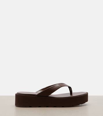 Leather platform thong sandals | Gianvito Rossi