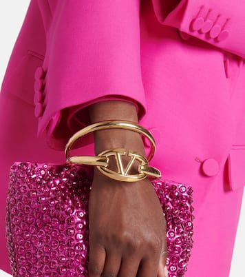 Carry Secrets Small embellished bucket bag | Valentino Garavani