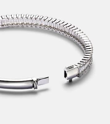 18kt white gold bangle with diamonds | Bucherer Fine Jewellery