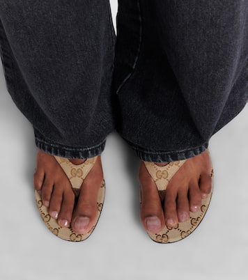 Vittoria GG canvas thong sandals | Gucci