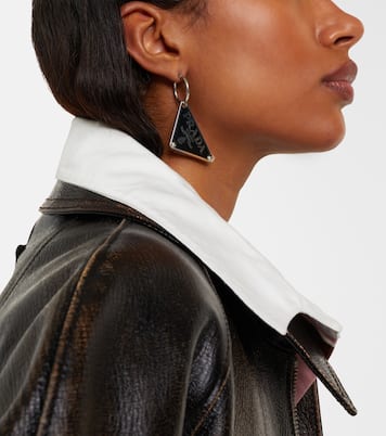 Boucle d'oreille unique à logo | Prada