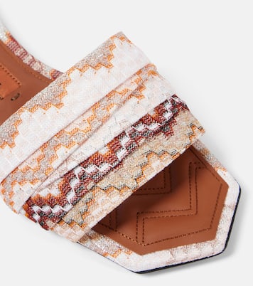 Pantoletten Gia aus Häkelstrick | Missoni