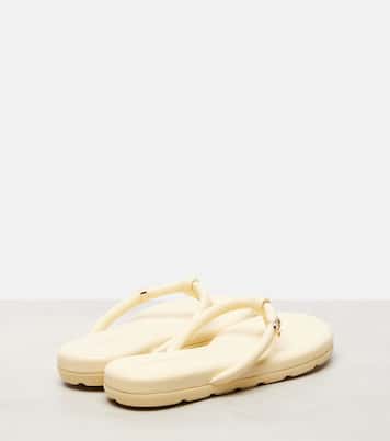 Fiji leather thong sandals | Gianvito Rossi