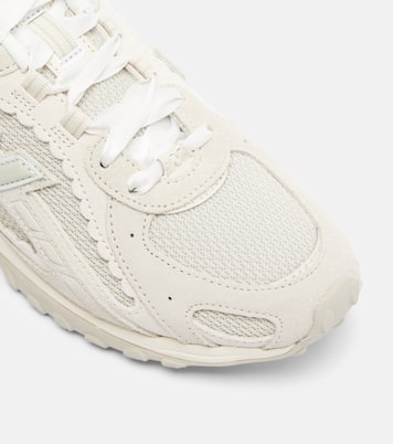 204 suede-trimmed sneakers | New Balance