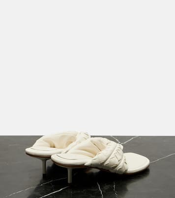 Salsa Intrecciato leather thong sandals | Bottega Veneta