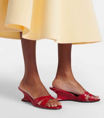 Nina 50 croc-effect patent leather wedge mules | Paris Texas