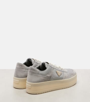 Plateau-Sneakers Downtown aus Re-Nylon | Prada