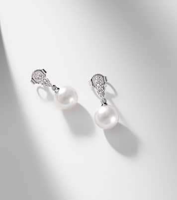 18kt white gold drop earrings with Akoya pearls and diamonds | Mikimoto