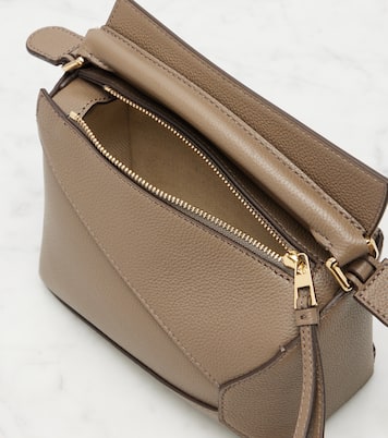 Tote Bag Puzzle Edge Mini aus Leder | Loewe