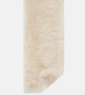 Schal aus Shearling | Toteme