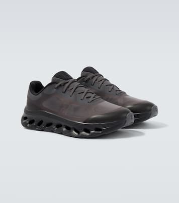 Cloudtilt Remix running shoes | On