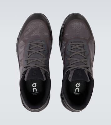 Cloudtilt Remix running shoes | On