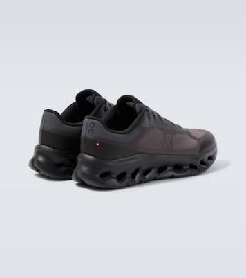 Cloudtilt Remix running shoes | On